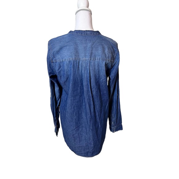 Vintage America Blues Floral Embroidered Denim Button Front Shirt Medium - Picture 3 of 5